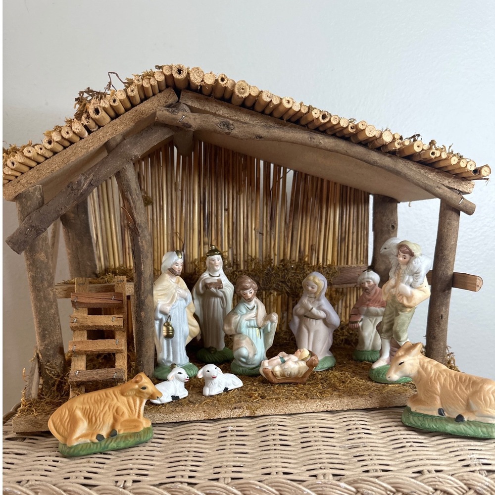 Vintage Nativity Scene 12 Piece Set Rustic Wood Creche Porcelain Figure Taiwan